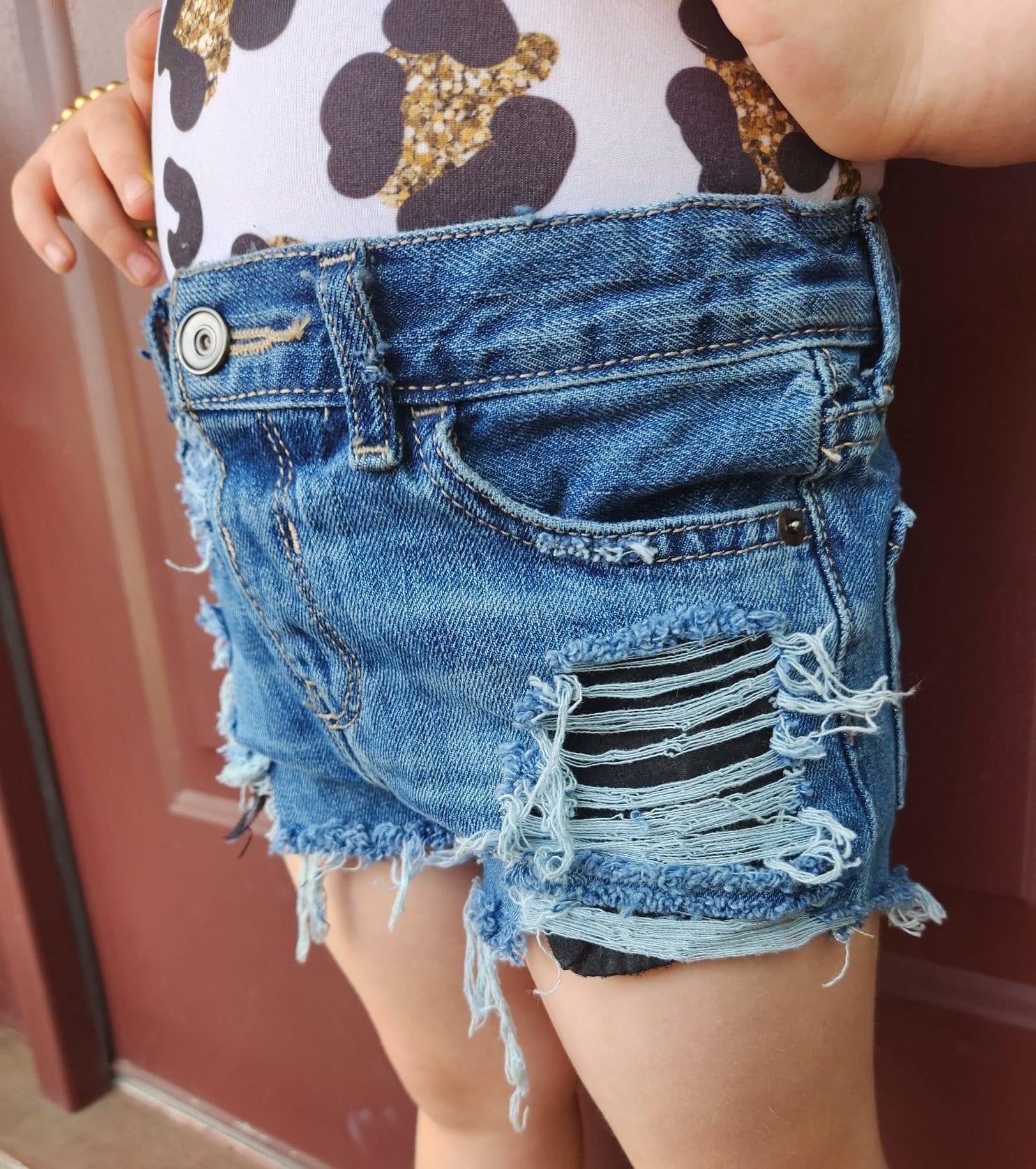 BLACK- Venice Beach shorties