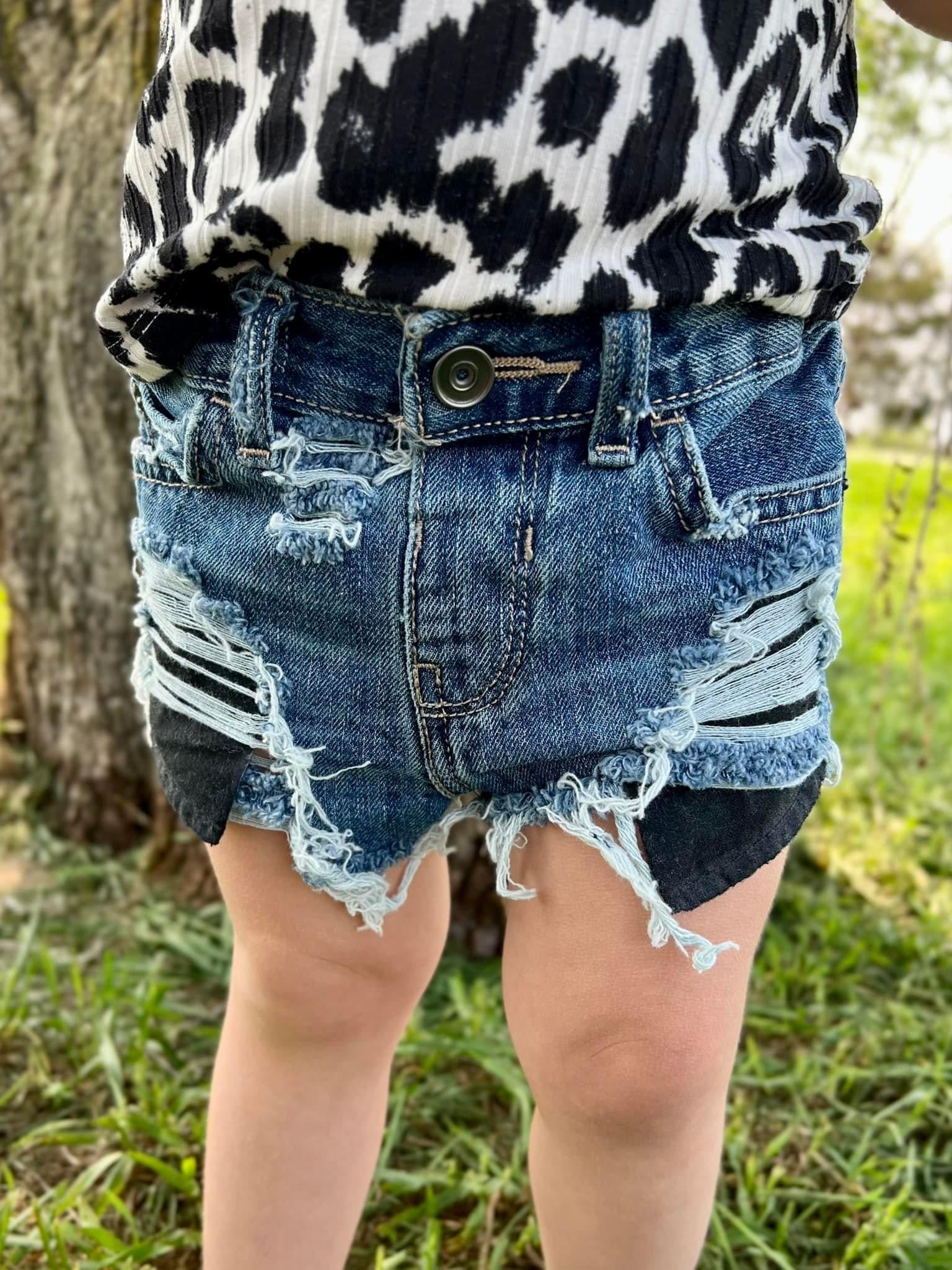 BLACK- Venice Beach shorties