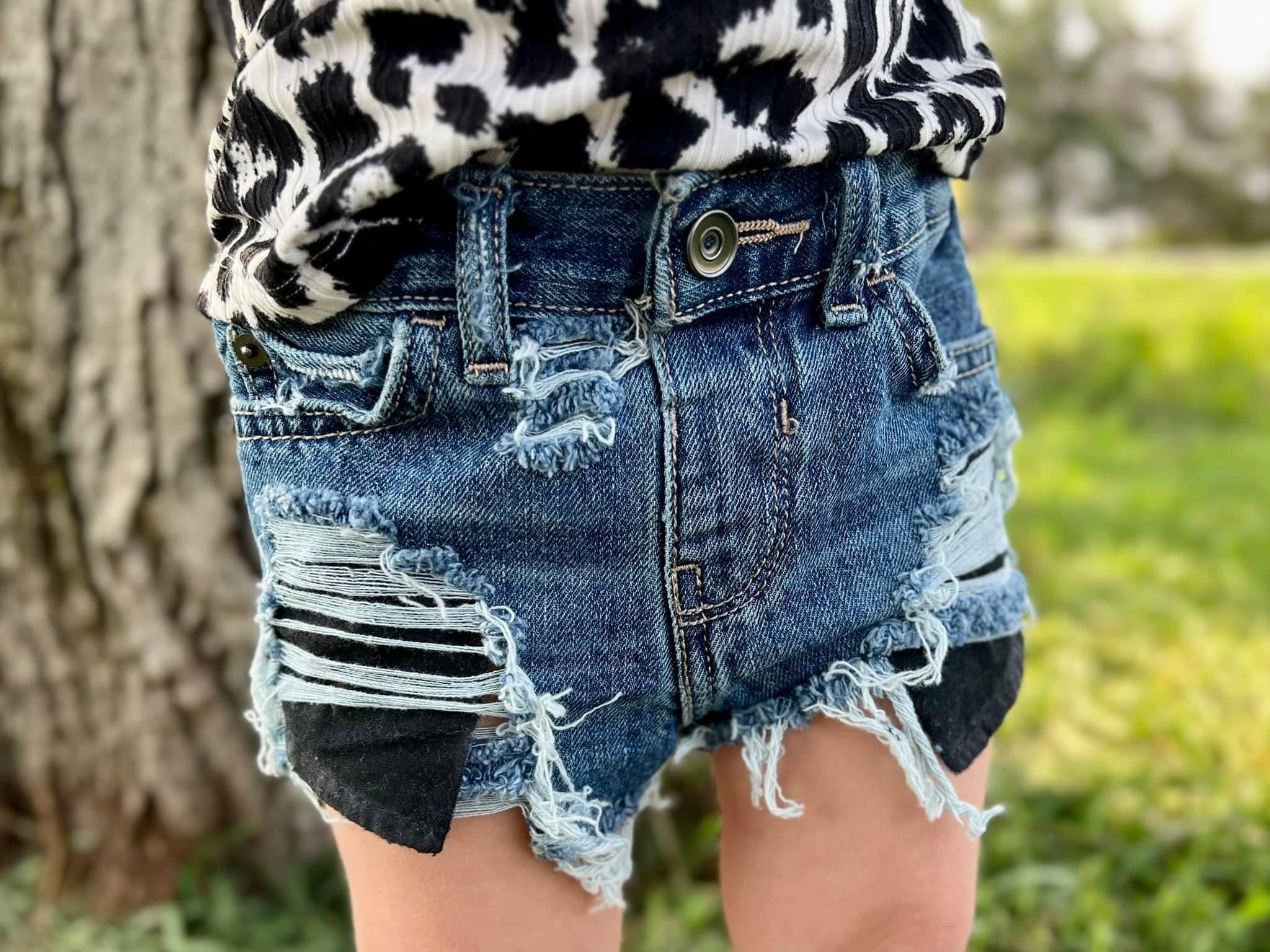 BLACK- Venice Beach shorties